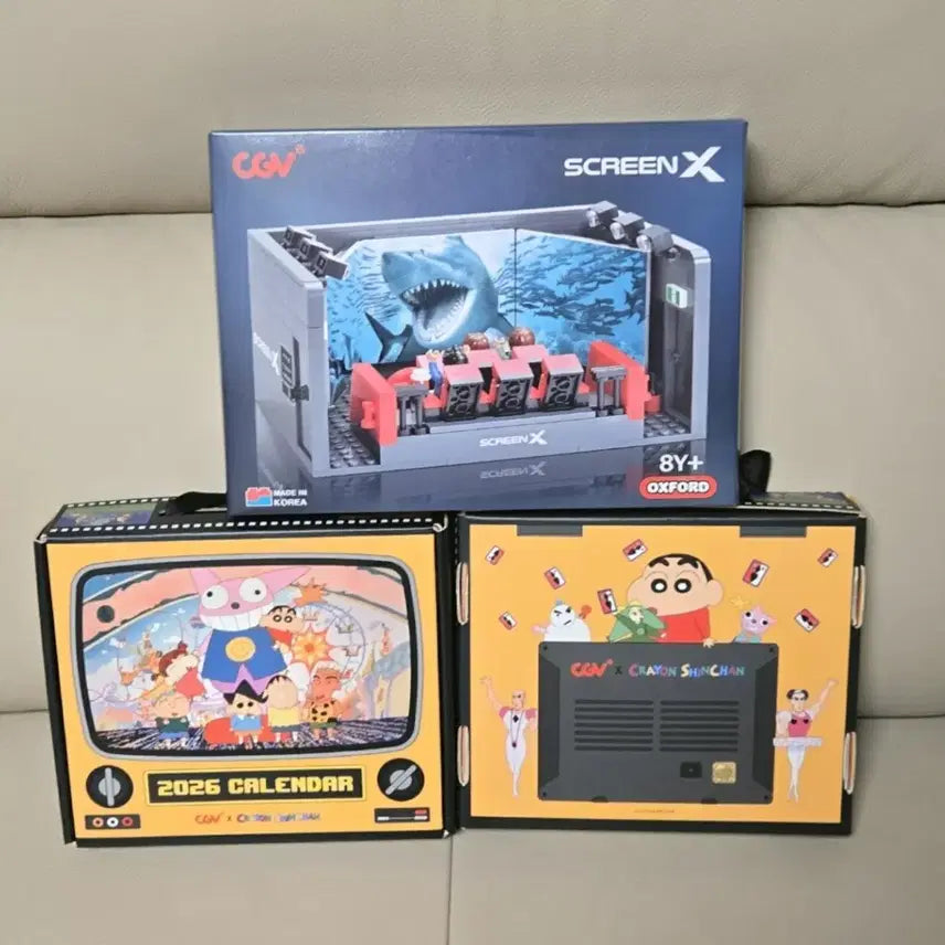 [BUNJANG] CGV Crayon Shin-chan 2026 Calendar Bundle Set + Oxford Block / cgv 짱구 2026 캘린더 2개 + 옥스포드 블록