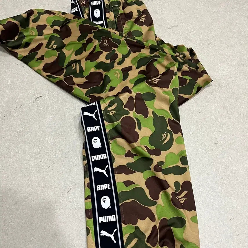 [BUNJANG] Puma Bape Camo Training Pants / 푸마 베이프 콜라보 카모 바지