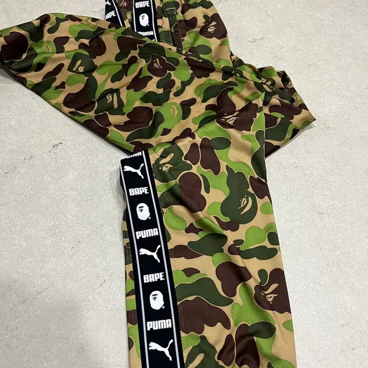 [BUNJANG] Puma Bape Camo Training Pants / 푸마 베이프 콜라보 카모 바지
