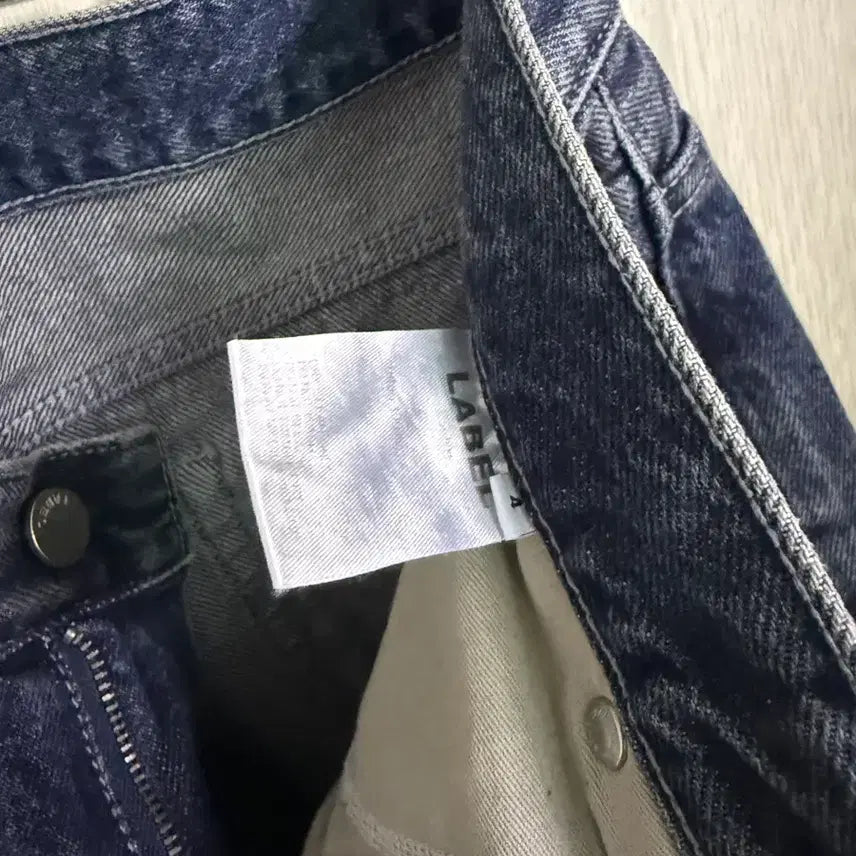 [BUNJANG] Labelarchive A.Blue Washed Denim Pants / 라벨아카이브 에이블루 워싱 데님 팬츠