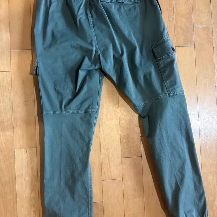 [SOLD OUT] (새제품) 스톤아일랜드 314L1 올드 이펙트 카고 조거 팬츠