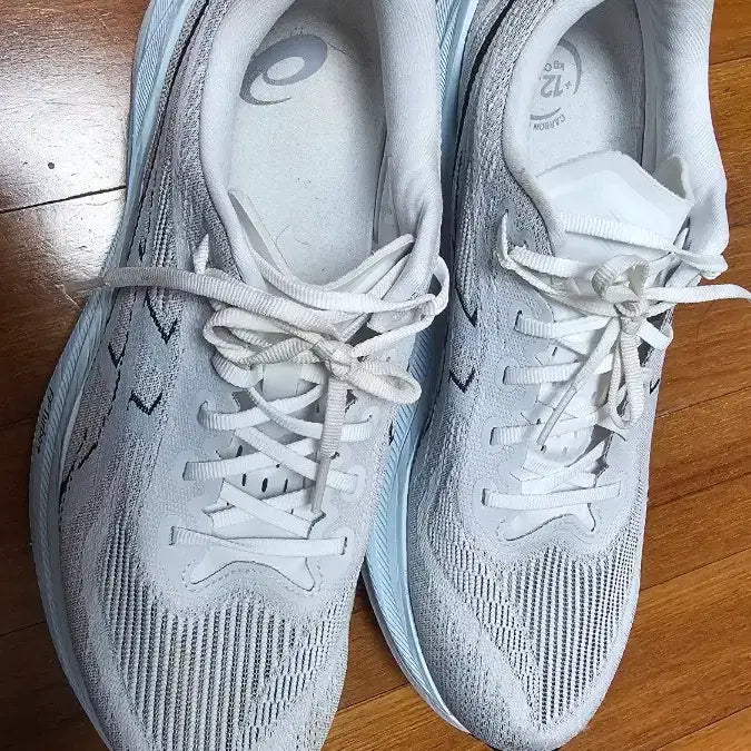[BUNJANG] Asics Superblast 2 Shoes (White) (Size 275) / 아식스 슈퍼블라스트 2 흰색 275 노박스