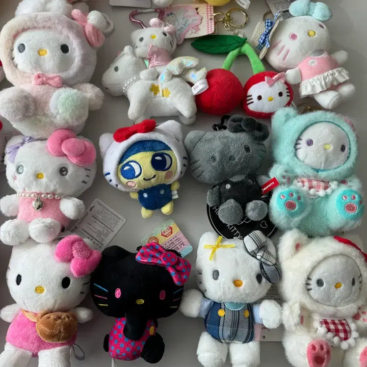 [BUNJANG] Sanrio Hello Kitty Keyring Collection (9cm-15cm) / 산리오 헬로키티 인형 키링 새상품 17종 모음 (9cm~15cm)
