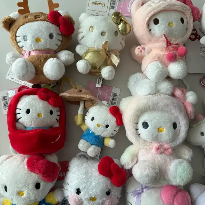 [BUNJANG] Sanrio Hello Kitty Keyring Collection (9cm-15cm) / 산리오 헬로키티 인형 키링 새상품 17종 모음 (9cm~15cm)
