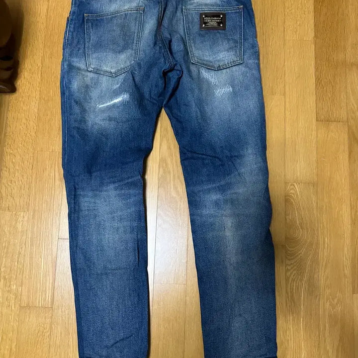 [BUNJANG] Dolce &amp; Gabbana Distressed Wash Jeans / 돌체앤가바나 데미지 워싱 청바지 48