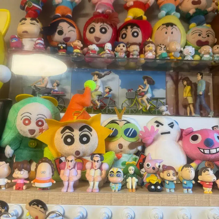[BUNJANG] Crayon Shin-chan Hendrland Plush Bundle / 짱구 극장판 핸더랜드 인형일괄