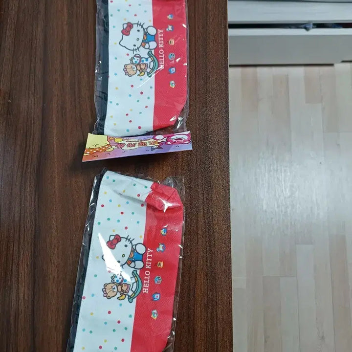 [BUNJANG] Hello Kitty Pouch / 헬로키티 파우치