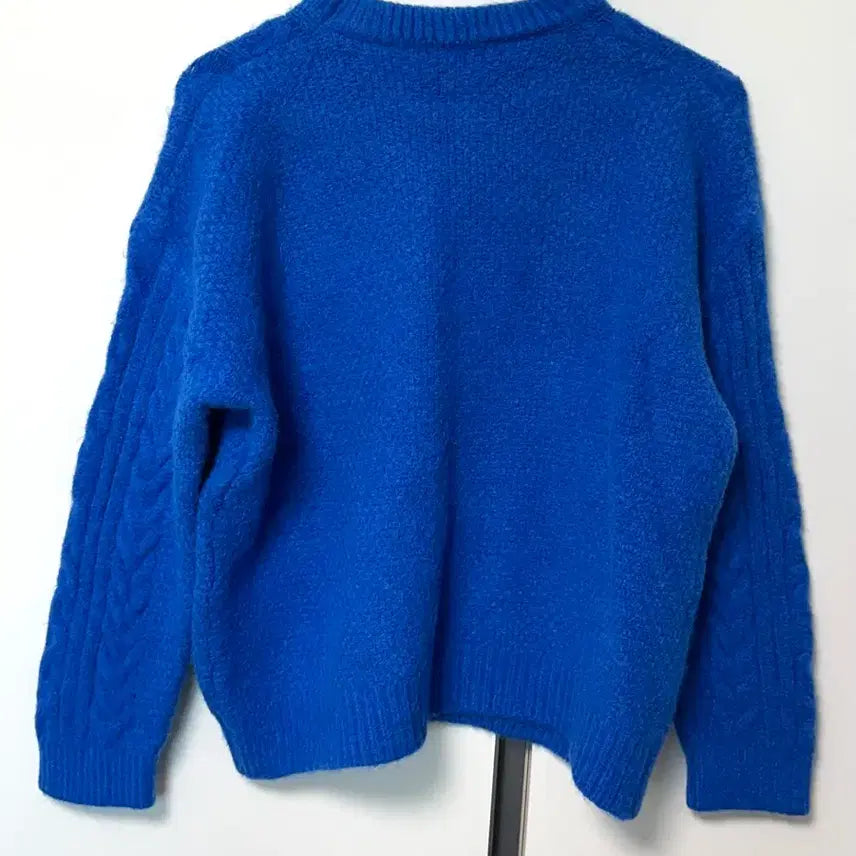 [BUNJANG] Chunky Cable Knit Sweater / (새상품/ 도톰) 몽글 꽈배기 니트 / 코발트블루 꽈배기니트