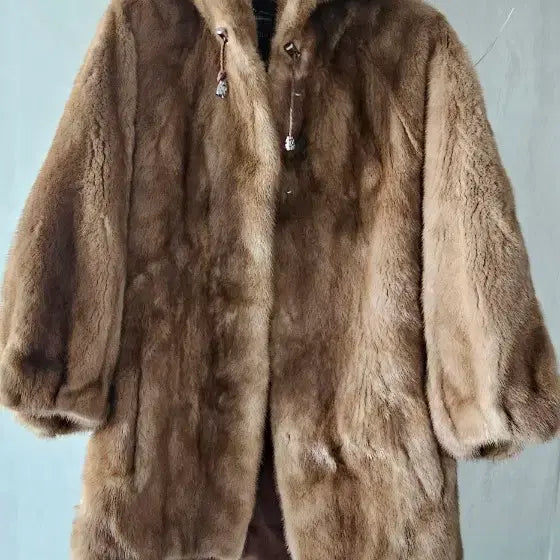 [BUNJANG] Whamell Mink Fur Coat with Hood / 일본 휘메일 후두 밍크 코트