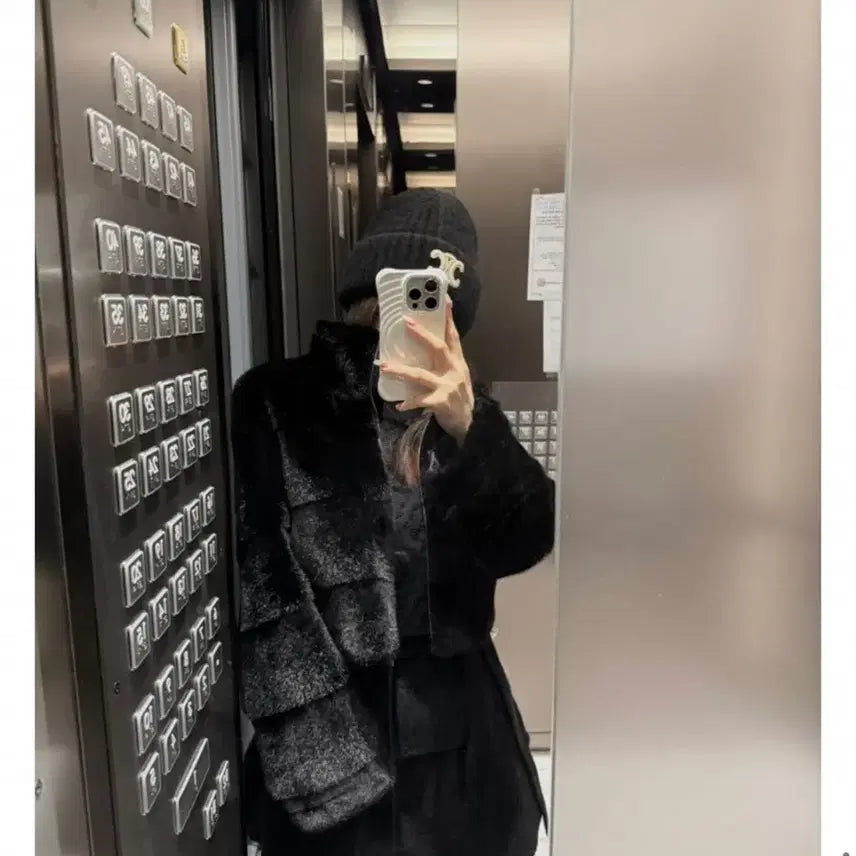 [BUNJANG] Black Fur Jacket / 수입의류 블랙 퍼 자켓