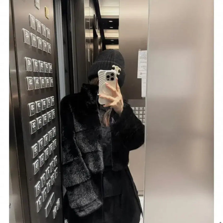 [BUNJANG] Black Fur Jacket / 수입의류 블랙 퍼 자켓