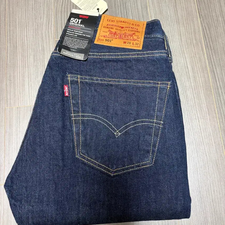 [SOLD OUT] (28) 리바이스 501 오리지널 진 00501-1484