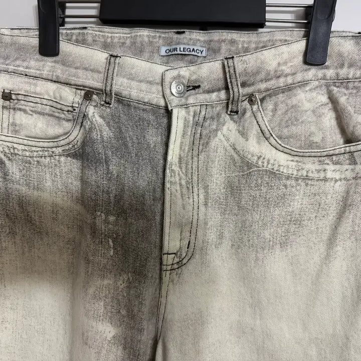 [BUNJANG] Denim Beige Jeans / 구제 프린트 데님 베이지 색상 32사이즈