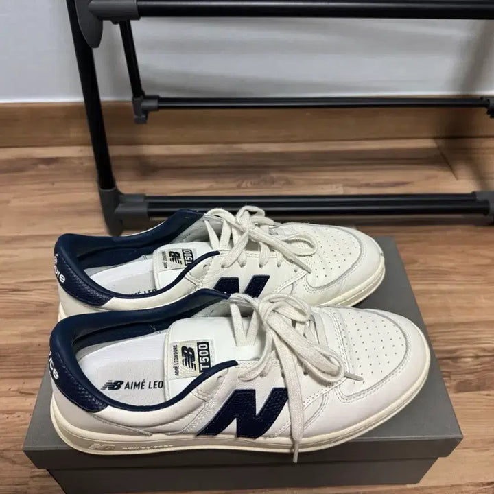 [SOLD OUT] 뉴발란스x에메레온도르 T500 280