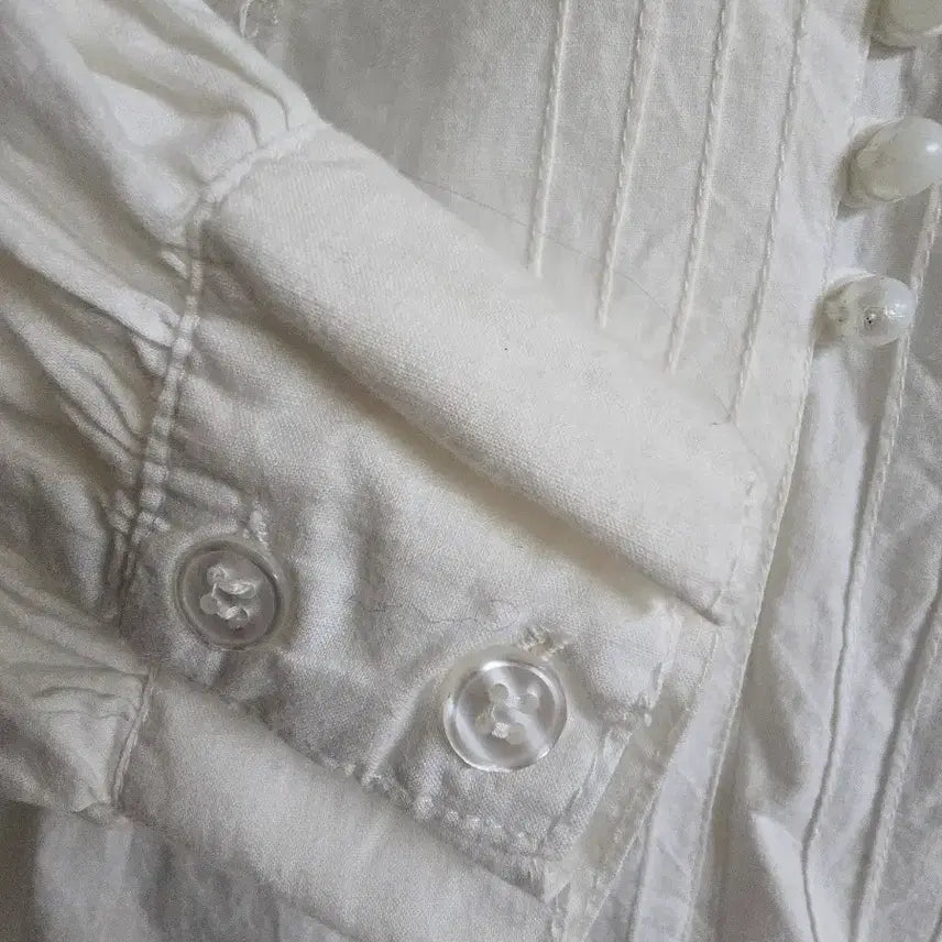 [BUNJANG] Vintage White Embroidered Cotton Blouse / 오늘만! 화이트 자수 블라우스 셔츠 면 블라우스