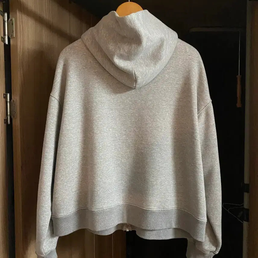 [SOLD OUT] 더뤡코즈 모쿠 후드집업 (1 size)