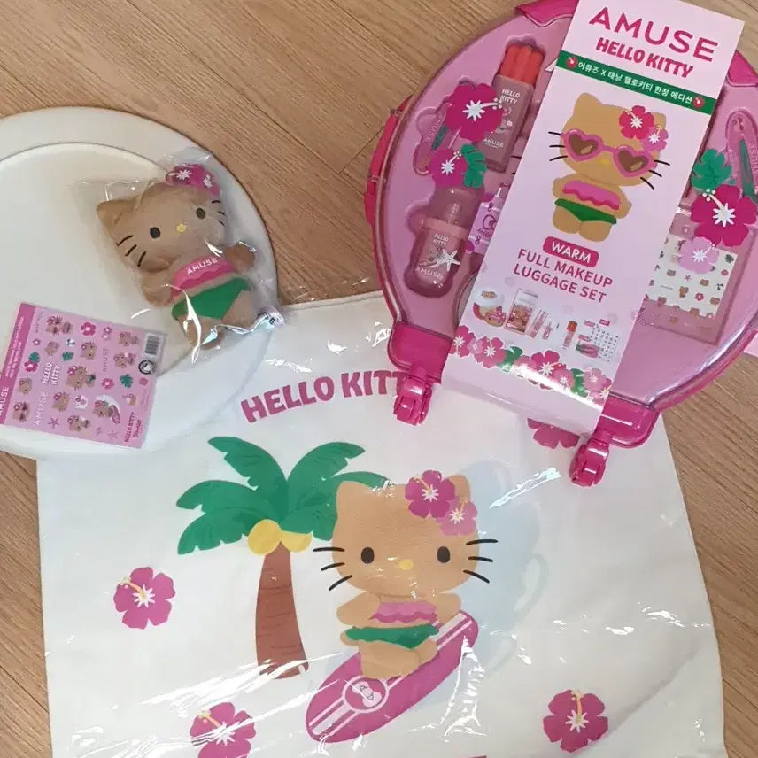 [BUNJANG] Amuse Hello Kitty Eco Bag / 새제품)어뮤즈 라지 캐리어 쿨톤/웜톤 태닝헬로키티 인형스티커에코백