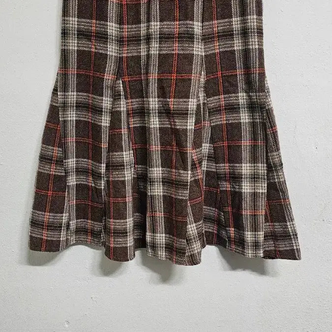 [SOLD OUT] 브라운 체크 A라인 롱 스커트