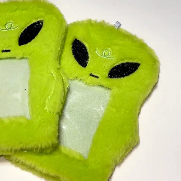 [BUNJANG] ENWISH IVE Alien Photocard Frame Keyring Photocard Holder / [포카홀더] 왹져 외계인 포토카드 프레임 키링 엔위시 아이브