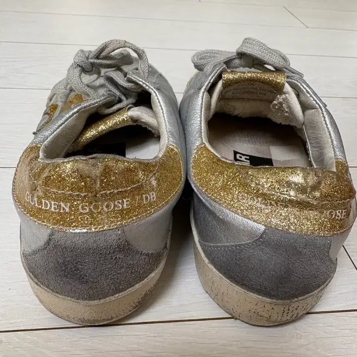 [BUNJANG] Golden Goose Superstar Silver Sneakers / 골든구스 슈퍼스타 실버 금색별 스니커즈 230