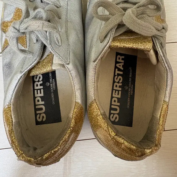 [BUNJANG] Golden Goose Superstar Silver Sneakers / 골든구스 슈퍼스타 실버 금색별 스니커즈 230