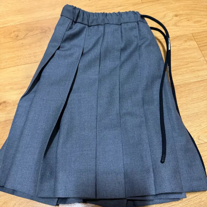 [BUNJANG] Abemhome Pleats Mini Skirt / 아밤홈 플리츠 미니 스커트