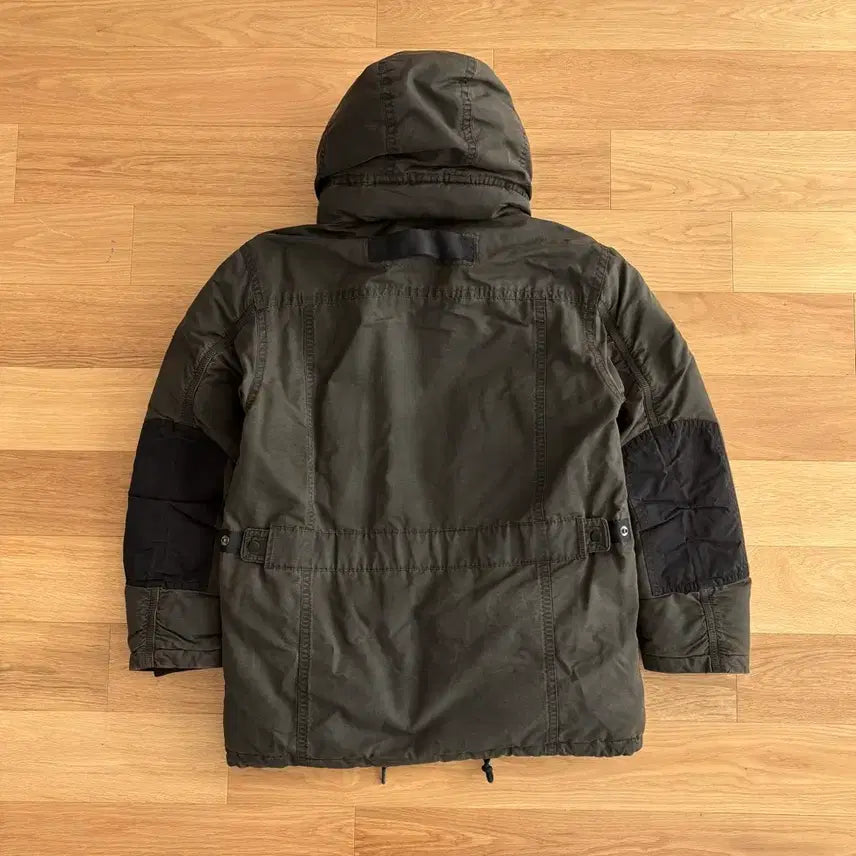 [BUNJANG] LISA Southpole Parka / 시리즈 피그코팅 사우스폴 리사처 파카 100