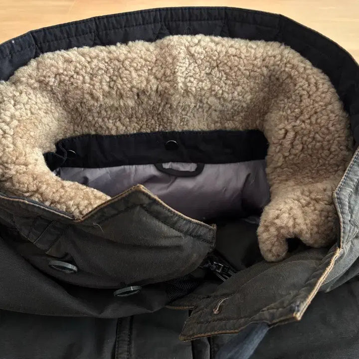 [BUNJANG] LISA Southpole Parka / 시리즈 피그코팅 사우스폴 리사처 파카 100