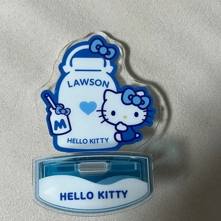 [BUNJANG] Hello Kitty Lawson Acrylic Stand / (할인) 헬로키티 LAWSON 콜라보 아크릴 스탠드