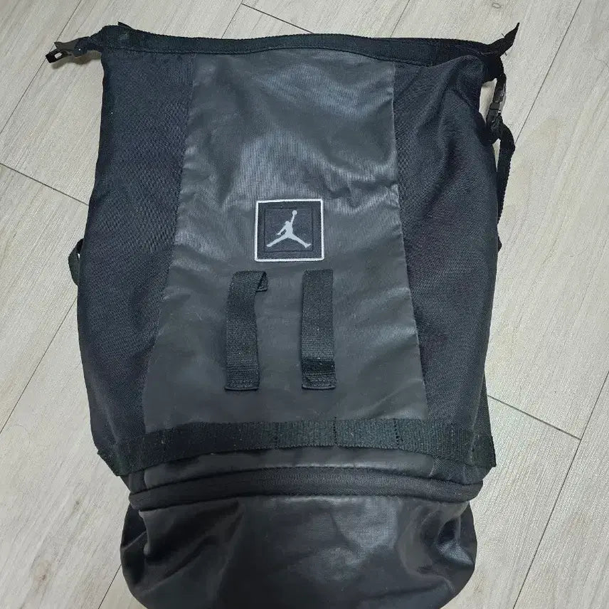 [BUNJANG] NIKE 나이키 조던 3WAY 크로스&amp;백팩 (블랙) 4.5만에 팝니다. / NIKE 나이키 조던 3WAY 크로스&amp;백팩 (블랙) 4.5만에 팝니다.