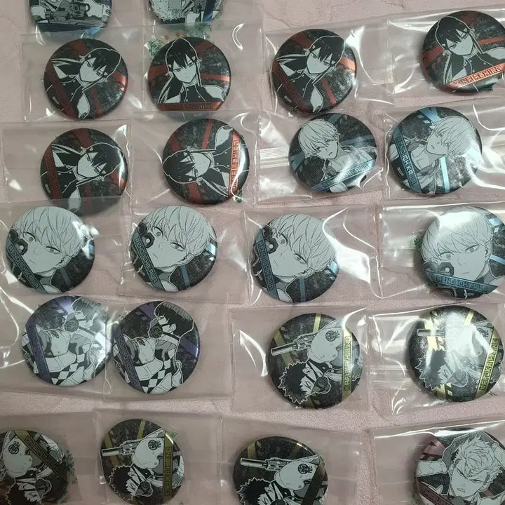 [BUNJANG] Kaiju No. 8 Character Original Drawing Can Badge Set / 괴수 8호 캐릭터 원화 캔 뱃지 세트