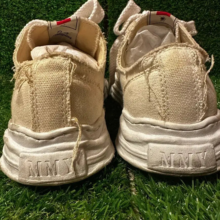 [BUNJANG] MMY Maison Mihara Yasuhiro Ivory Sneakers / MMY 미하라 야스히로 스니커즈 아이보리 270