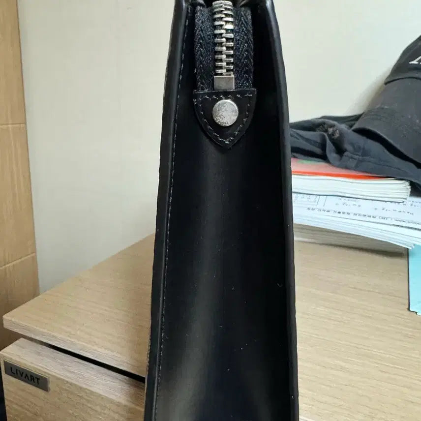 [BUNJANG] Celine Triomphe Clutch Bag / 셀린느 트리옹프 클러치백