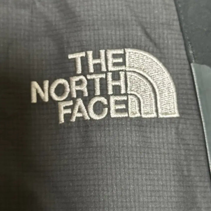 [BUNJANG] The North Face Summit Series Gore-Tex Shell Jacket / 노스페이스(The North Face) 서밋 시리즈 고어텍스 쉘 자켓