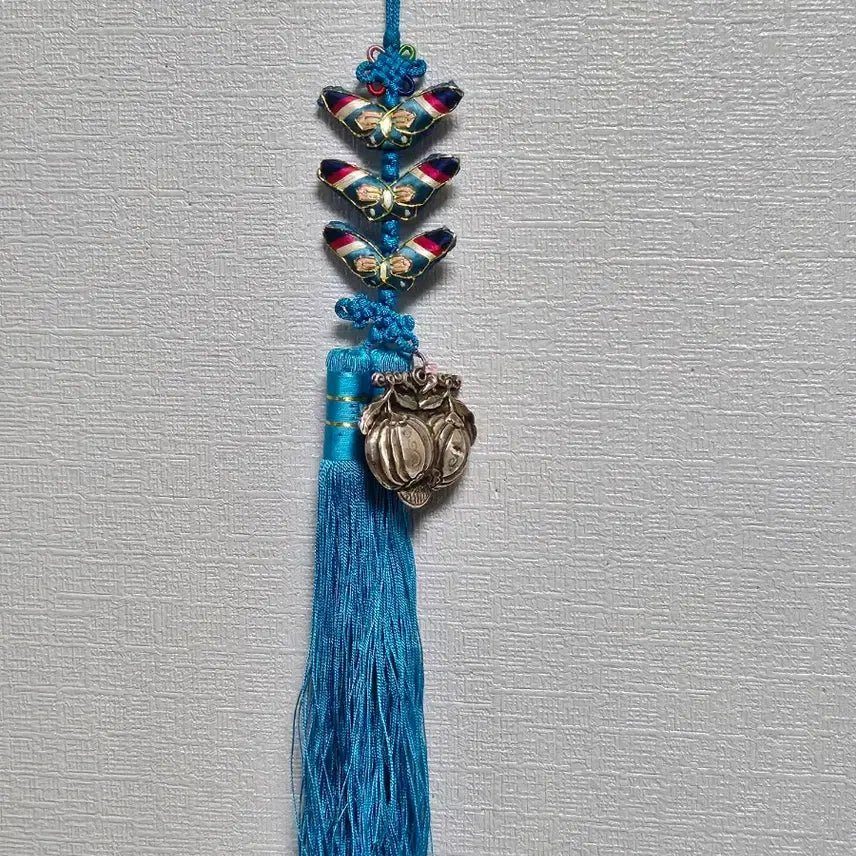 [BUNJANG] Antique Silver Bell Norigae with Sky Melon and Watermelon Motif / 옛날 은제 노리개?  하늘타리  방울노리개  수박 희귀노리개