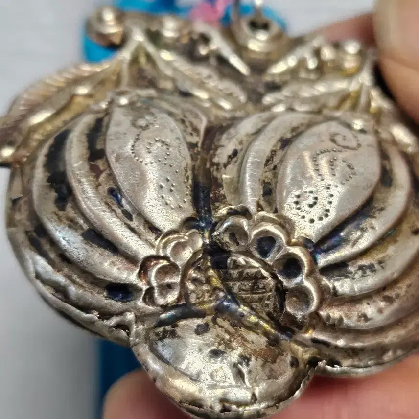 [BUNJANG] Antique Silver Bell Norigae with Sky Melon and Watermelon Motif / 옛날 은제 노리개?  하늘타리  방울노리개  수박 희귀노리개