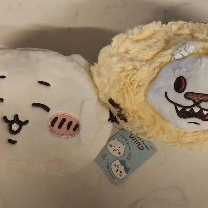 [BUNJANG] Chiikawa Hachiware Reverse Pouch / 치이카와 리버스 파우치  하치와레 치이카와