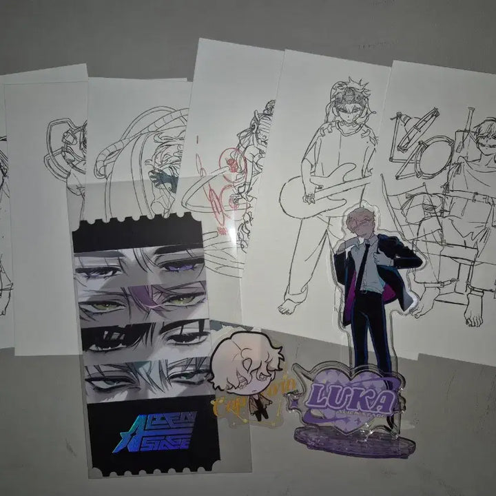 [BUNJANG] Ateez Luca Alien Stage Figure Photocard Bundle Set / 탈덕처분))일괄)에일리언스테이지 에이스테 루카위주 피규어인형포카