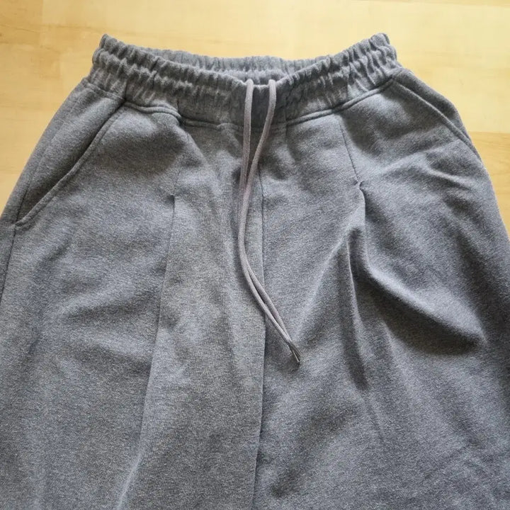 [BUNJANG] Zero Deep One-Tuck Sweatpants M / 제로 딥 원턱 스웻팬츠 M