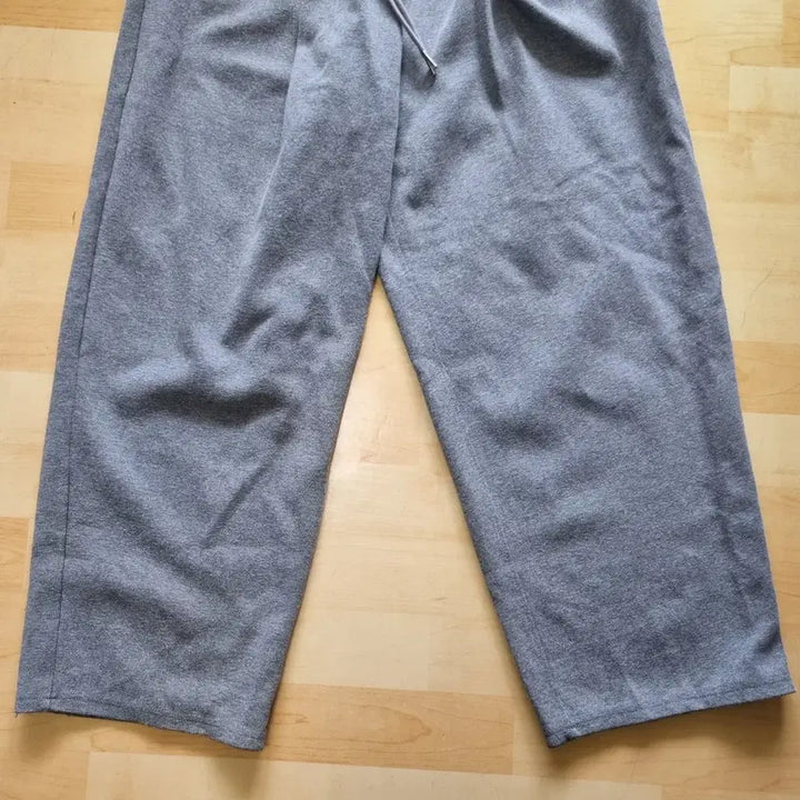 [BUNJANG] Zero Deep One-Tuck Sweatpants M / 제로 딥 원턱 스웻팬츠 M