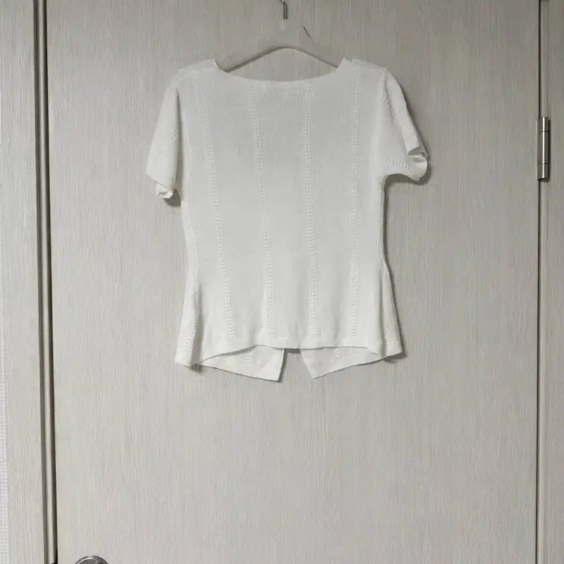 [SOLD OUT] 렌느 reine 화이트 가디건니트