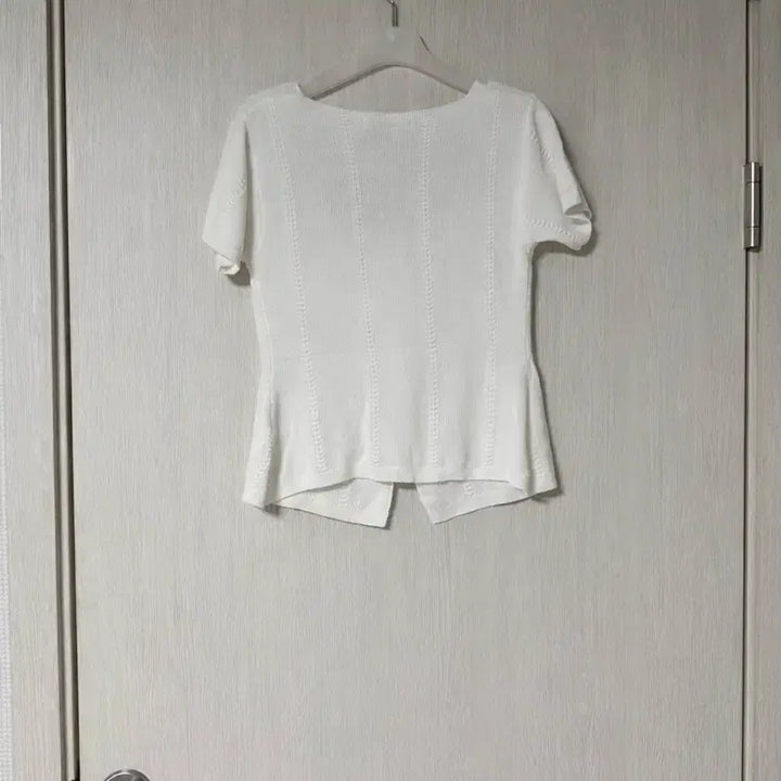 [SOLD OUT] 렌느 reine 화이트 가디건니트