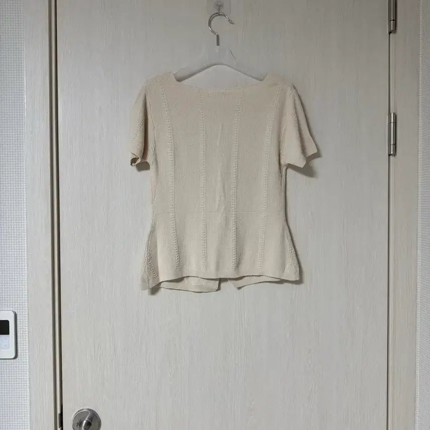 [BUNJANG] Reine Beige Cardigan Knit / 렌느 reine 베이지 가디건니트