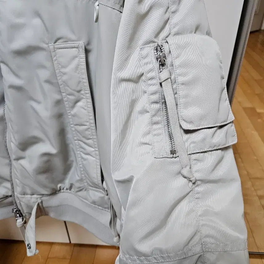 [BUNJANG] Yoo Ah-in MA-1 Jacket (Size M) / 유아인ma1 M사이즈