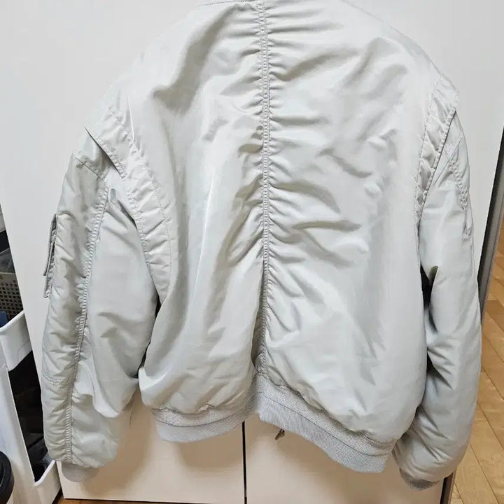 [BUNJANG] Yoo Ah-in MA-1 Jacket (Size M) / 유아인ma1 M사이즈