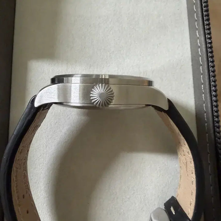 [BUNJANG] Lacoste Pilot Basic Ahin 39 / 라코 파일럿 베이직 아헨 39