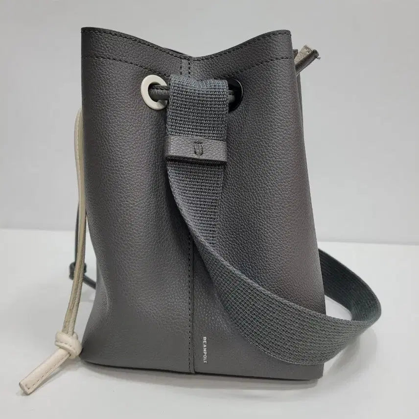 [BUNJANG] Bean Pole Ash New Forel Small Bucket Bag / BEAN POLE 빈폴 에쉬 뉴 포레 스몰 버킷백