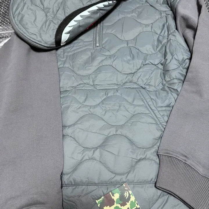 [BUNJANG] BAPE Hoodie / 베이프 후드티(새상품) 판매