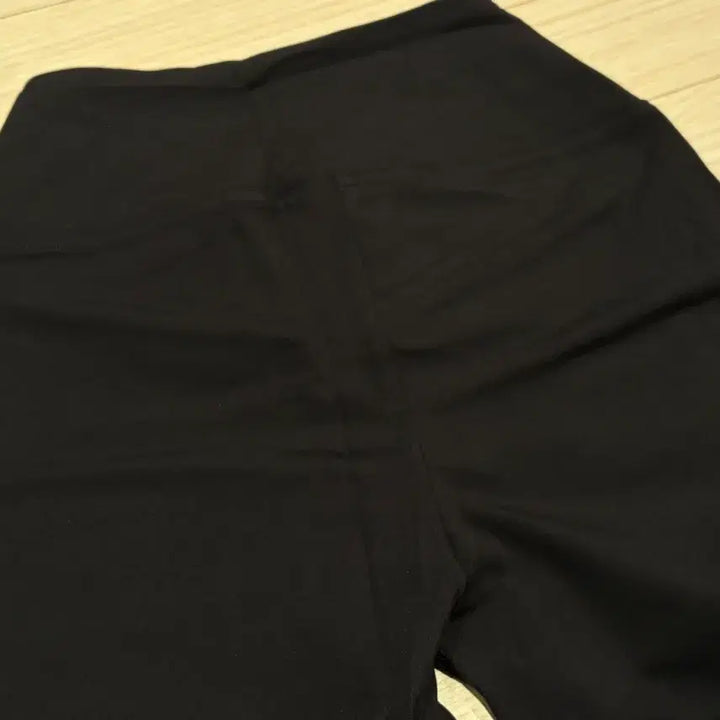 [BUNJANG] Gymshark Bootcut Leggings / 짐샤크 부츠컷 레깅스