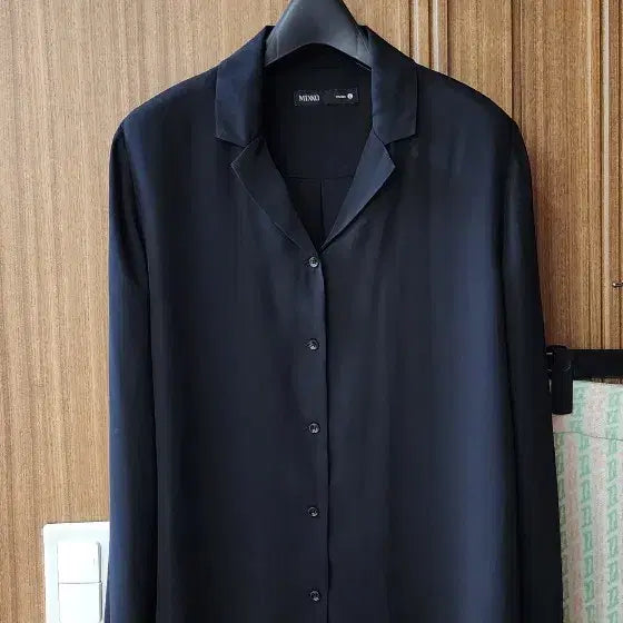 [BUNJANG] MIXXO Black Blouse - Large / 미쏘 블랙 블라우스 라지
